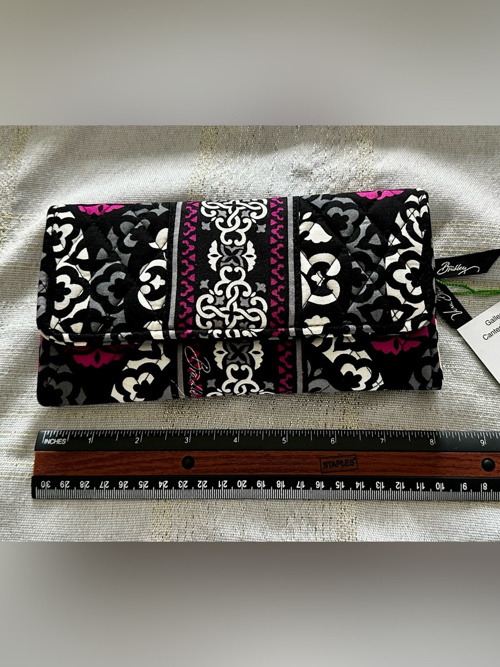 Vera Bradley Gallery Wallet Canterberry Magenta NWT Retired